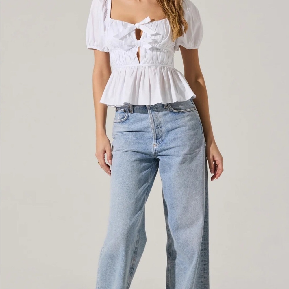 Astr White Peplum Puff Sleeve Tie-Front Blouse - Picture 2 of 8